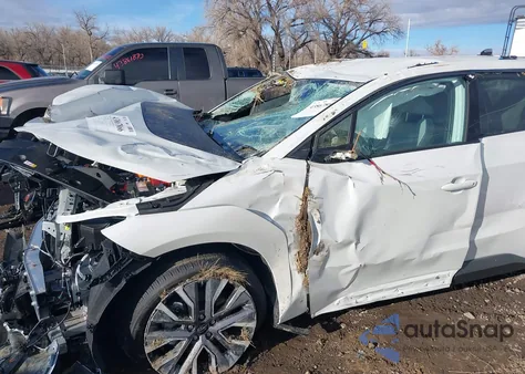 2026 Subaru Solterra z USA, uszkodzony, nr VIN JTMBDAFCOTJ001099